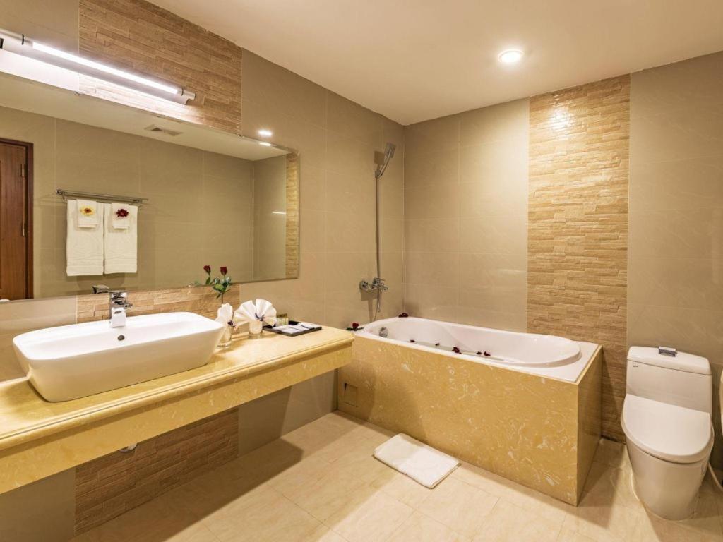 โรงแรมลาม ชาง วินห์ ภายนอก รูปภาพ